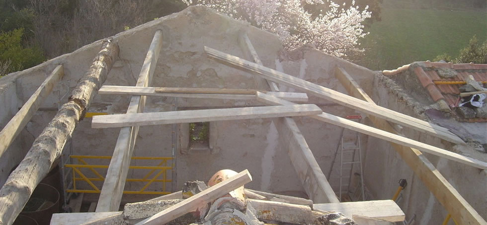 Rénovation de toiture en provence : étape 1
